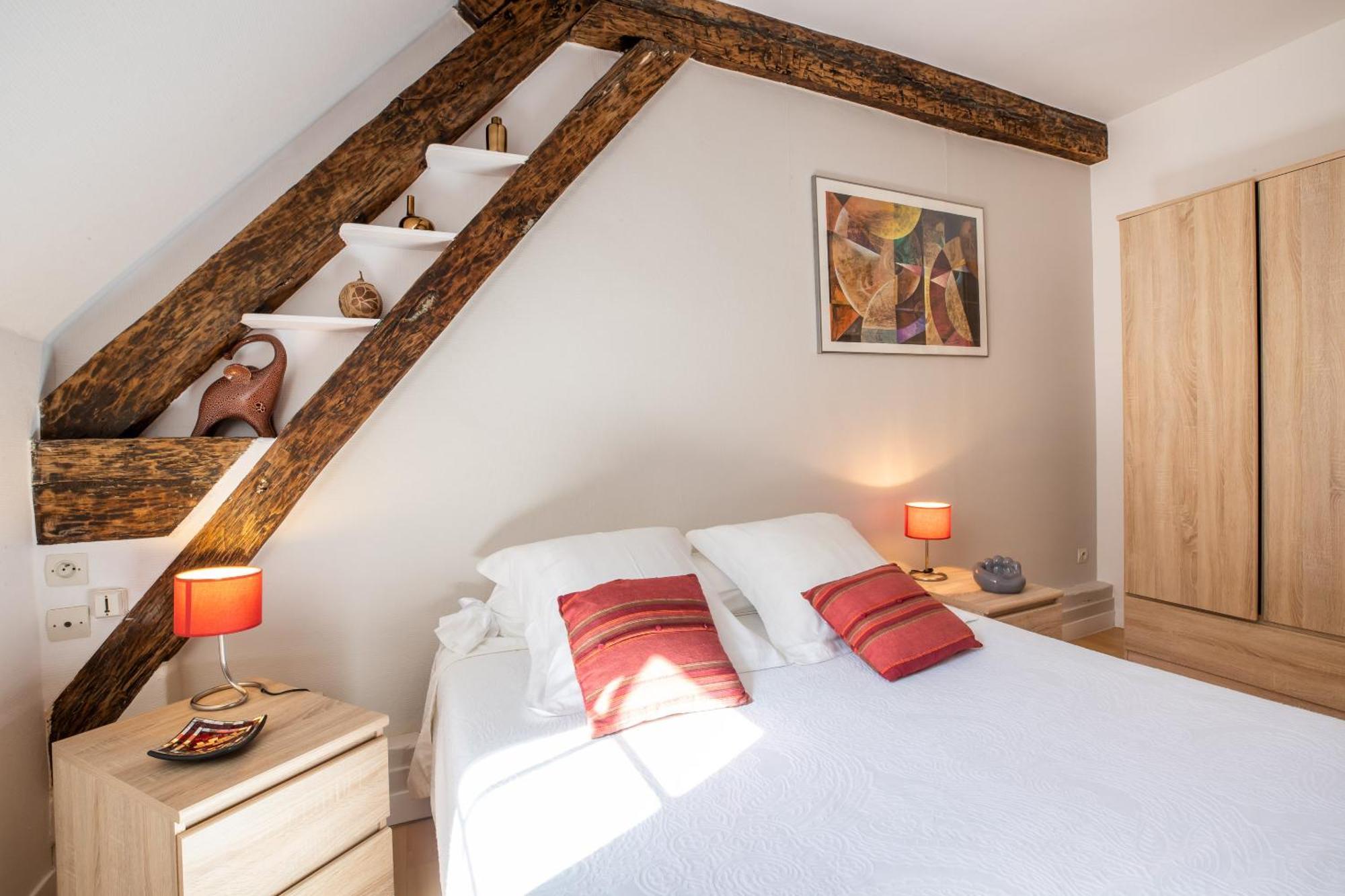 Residence Beaune Sweet Home, 4 Appartements D'Exception Avec Parking Inclus Rum bild