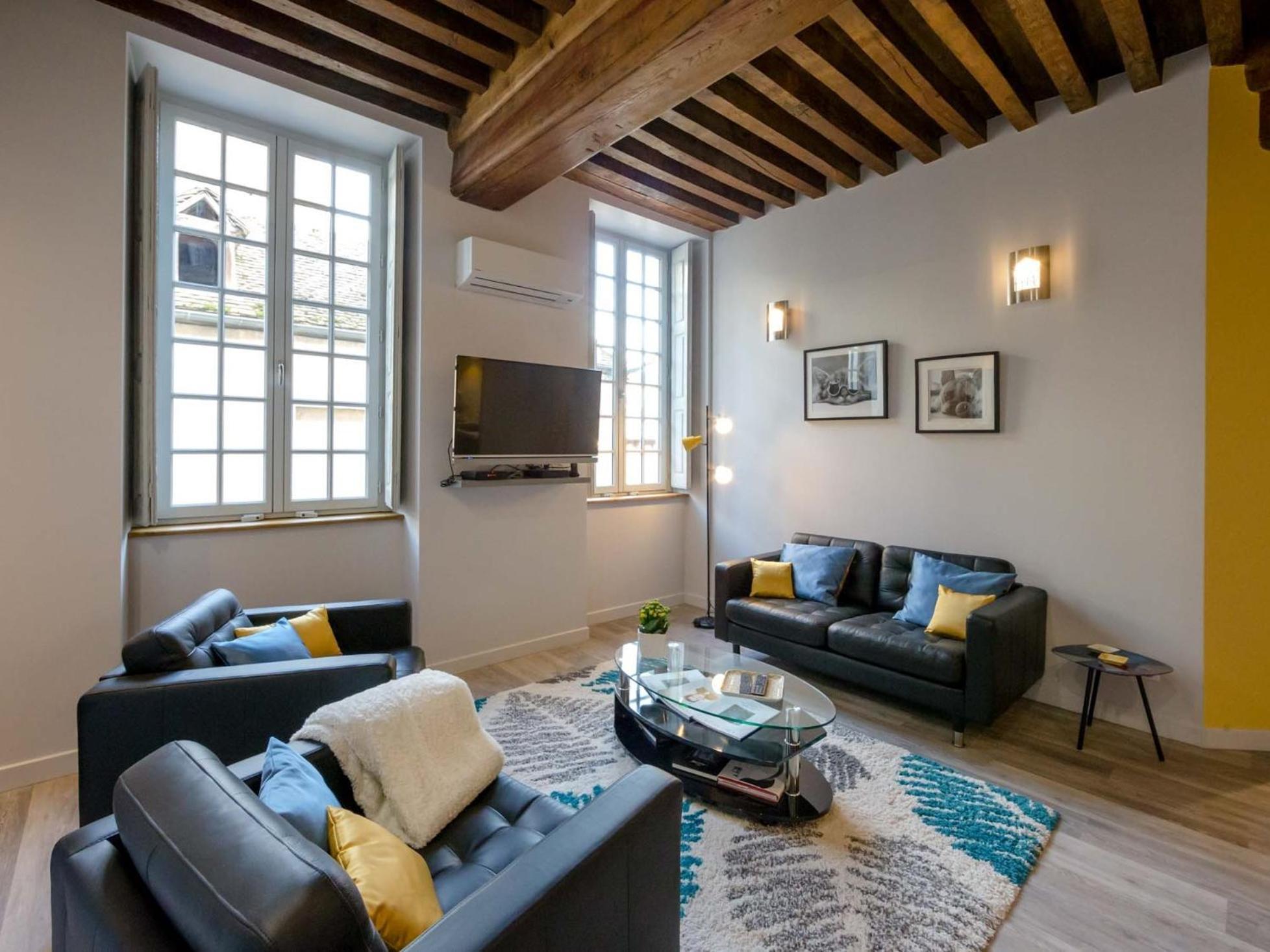 Residence Beaune Sweet Home, 4 Appartements D'Exception Avec Parking Inclus Rum bild